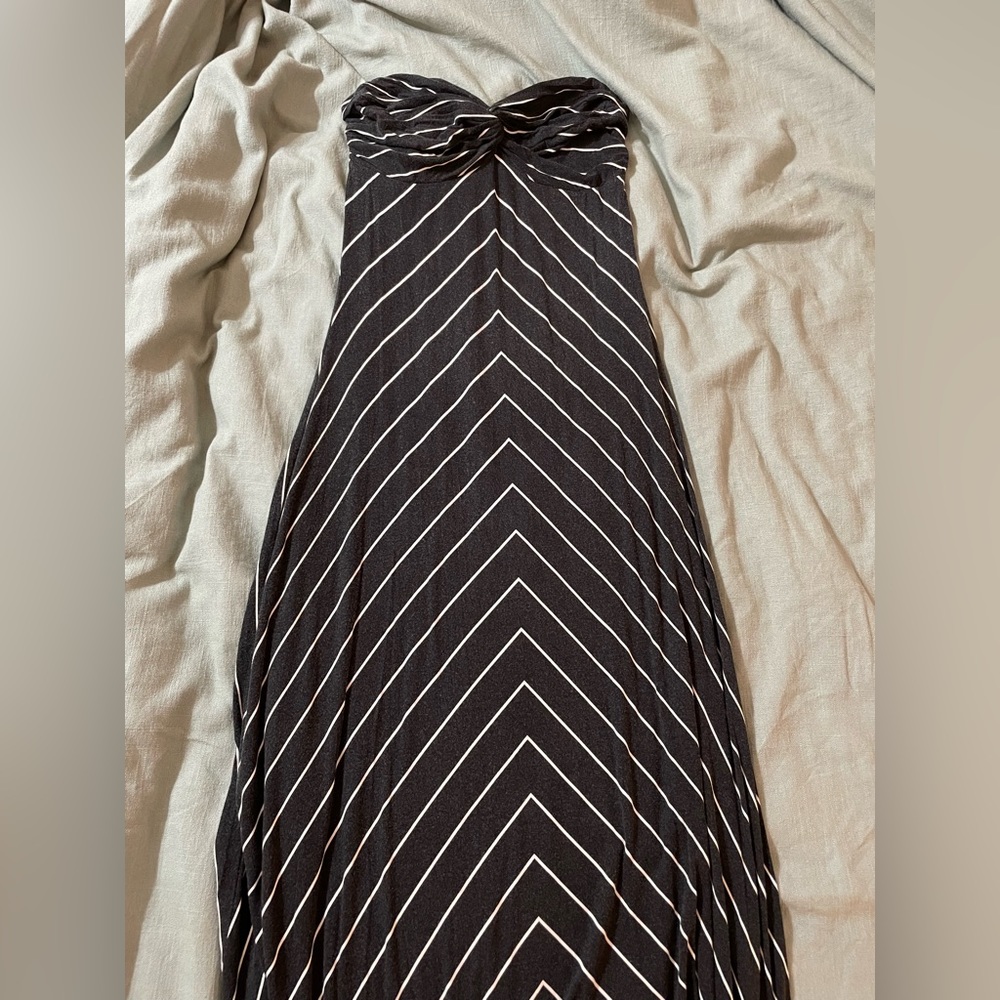 Jennifer Lopez strapless striped maxi dress